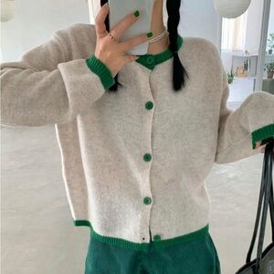 LONGSLEEVE KNIT CARDIGAN SWEATER